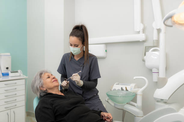 Best Emergency Tooth Extraction  in Long Grove, IL